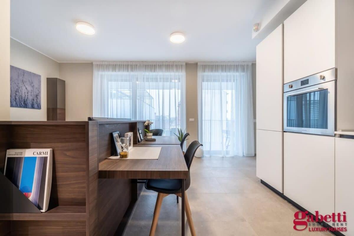 Apartment Stilicone 15 - Luxury Apt 4d Milan